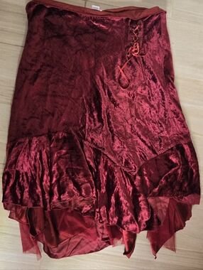 Vintage Clio Handkerchief Hem Witchy Skirt